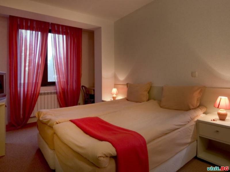 Hotel Temenuga Panichishte Bagian luar foto